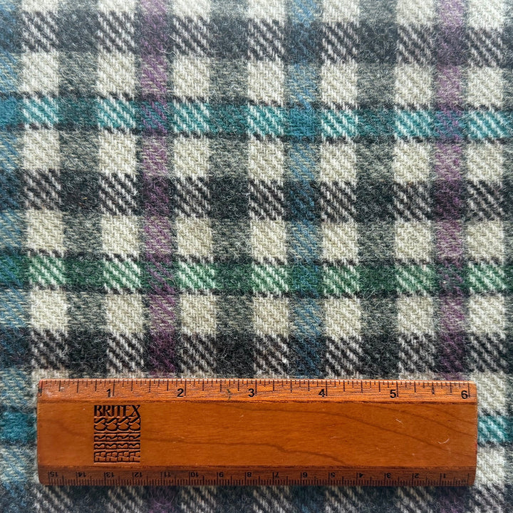 Mid-Weight Plum & Fog 1/2" Checks Shetland Woolen (Made in Italy)