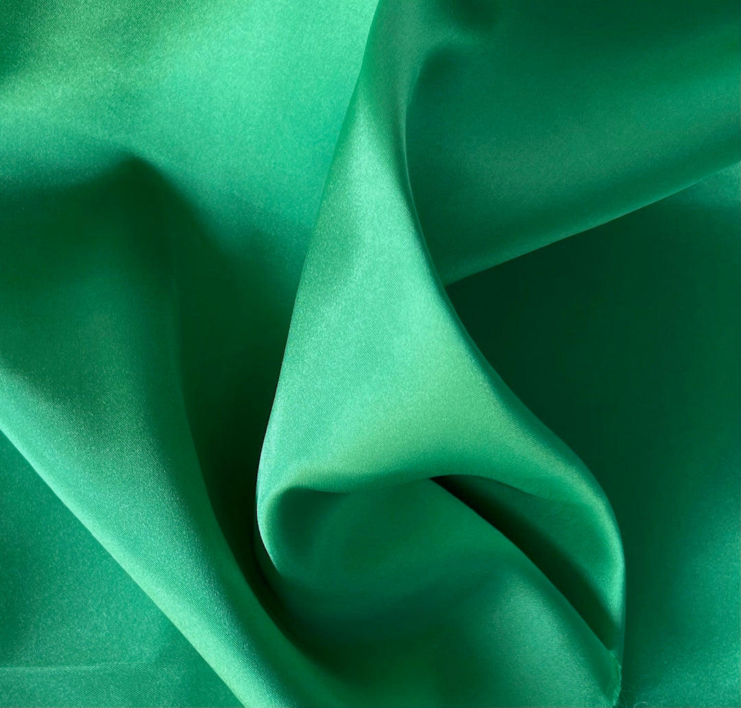 Light-Weight Emerald Green Polyester Charmeuse Satin