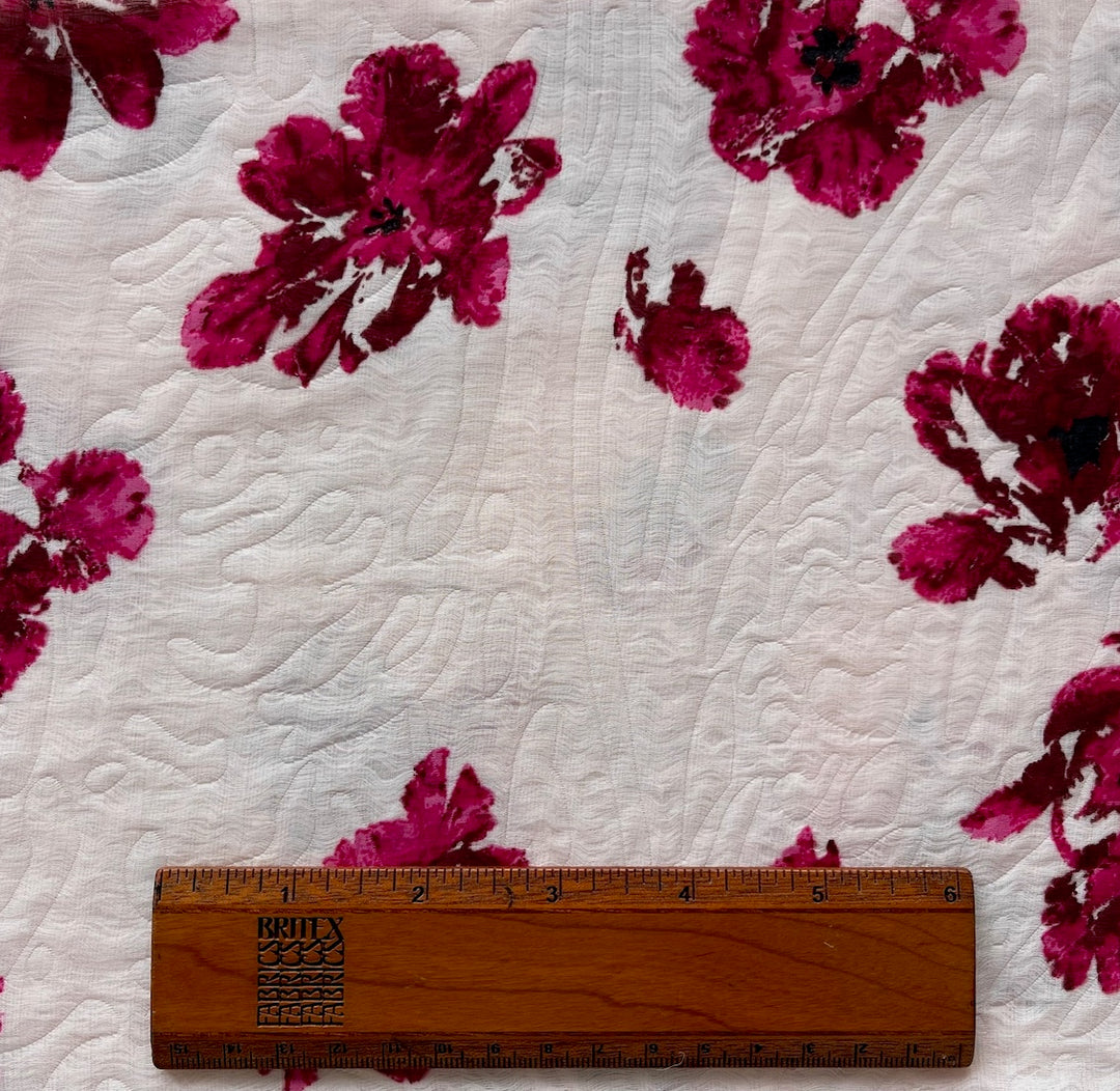 Elegant Raspberry Blossoms Jacquard Textured Linen Blend Double-Weave (Made in Italy)
