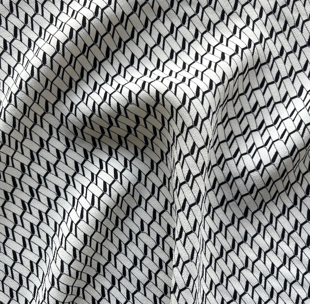 Airy Small-Scale Geometric Black & Off-White Rayon Viscose Crepe (Made in Italy)