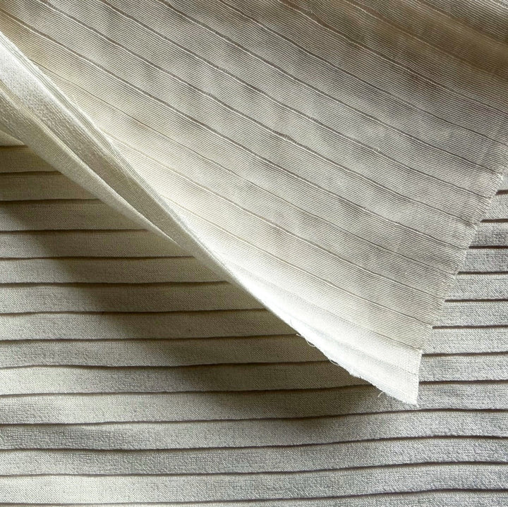 Exquisite Ivory Mist Knife Pleated Silk Crepe