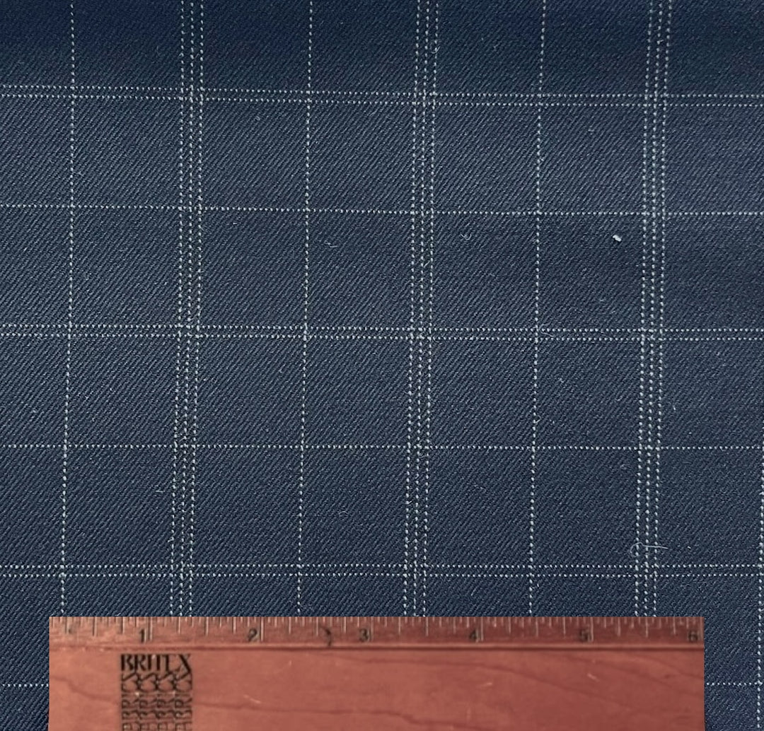 Elegant Black & White Mock Windowpane Wool Plaid (Made in Italy)