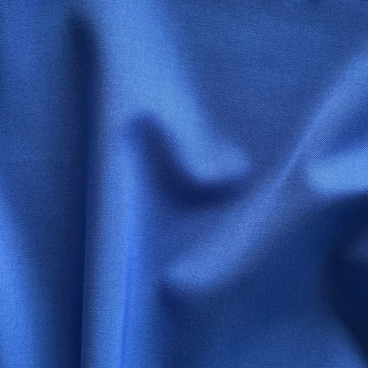 Light to Mid-Weight Azure Blue Virgin Wool Twill Gabardine (Made in Italy)