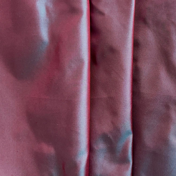Iridescent Maroon Cross-Woven Silk Taffeta (Made in Italy)