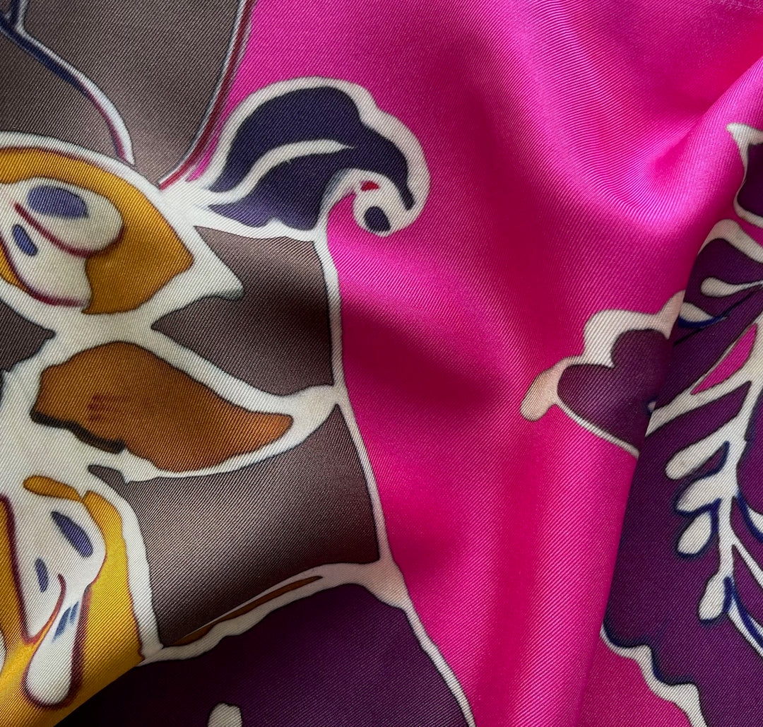 Large-Scale Paisley Leaves on Butterscotch Silk Twill (Made in Italy)