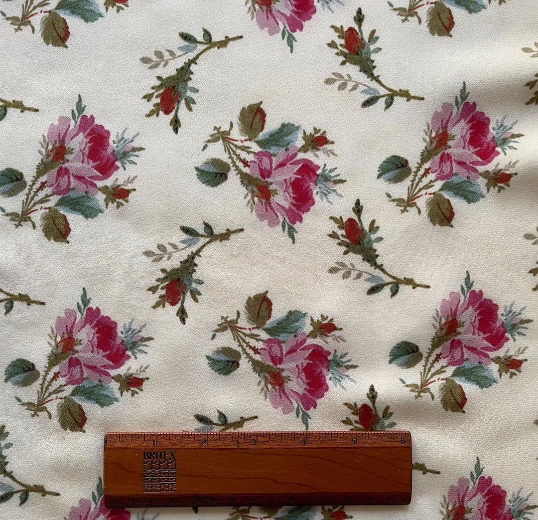 Gucci Raspberry Roses on Buttercream Silk Crepe de Chine (Made in Italy)