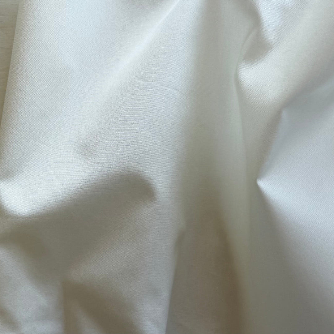 Candlelight Ivory Crisp Cotton Poplin (Made in Italy)