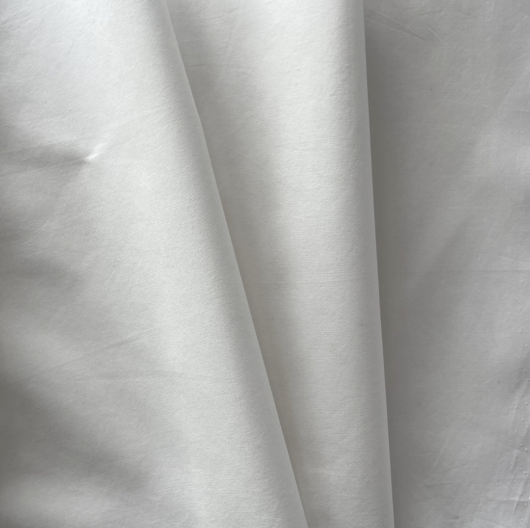 Etro Heavier Pearl White Crisp Cotton Poplin Shirting (Made in Italy)