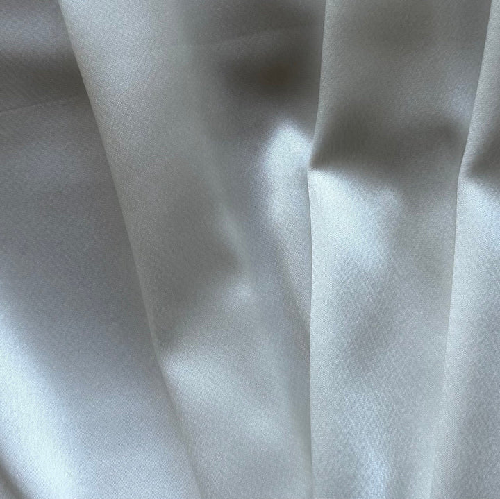 Luxurious Sparkling White Triacetate Blend Satin (Made in Italy)