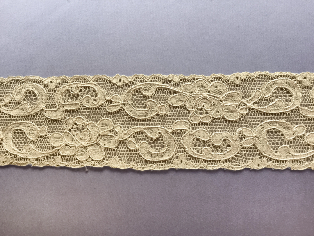 1 1/2" Antique Beige Scrolls & Peonies Vintage Lace Trim (Made in France)