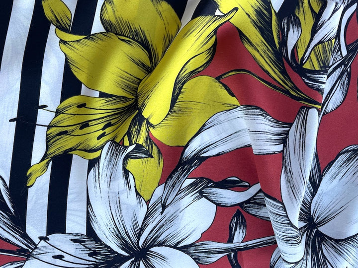Dries van Noten White & Yellow Asiatic Lilies Stretch Matte Silk Satin Charmeuse (Made in Italy)