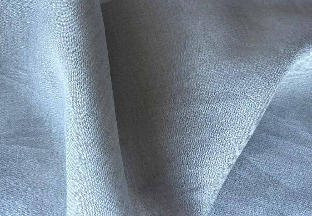 120" Light-Weight Pale Champagne Linen (Made in Poland)