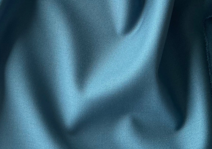 Victorian Teal Selvedged 150s Wool Suiting  (Made in Italy)