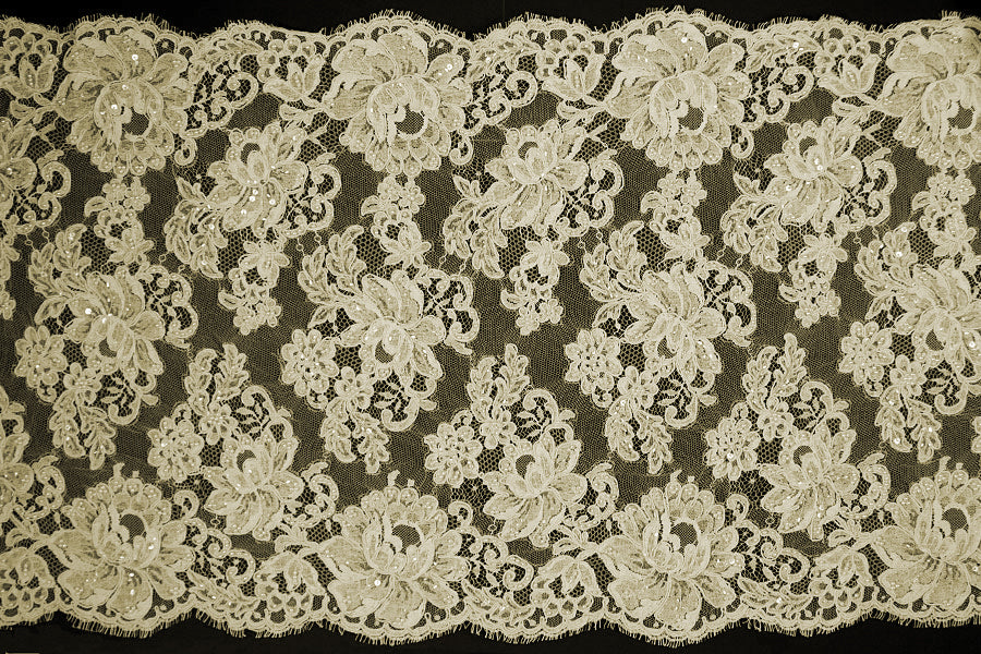 18" Sequined & Pearled Ivory Floral Alençon Galloon Lace (Made in France)