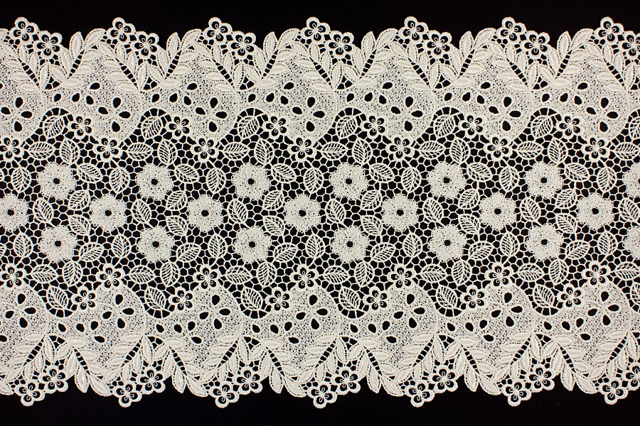 8"  Floral & Leaf Ivory Venise Lace