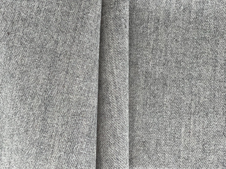 High-End Moderne Heathered Pearl Grey Wool Blend (Made in Italy)