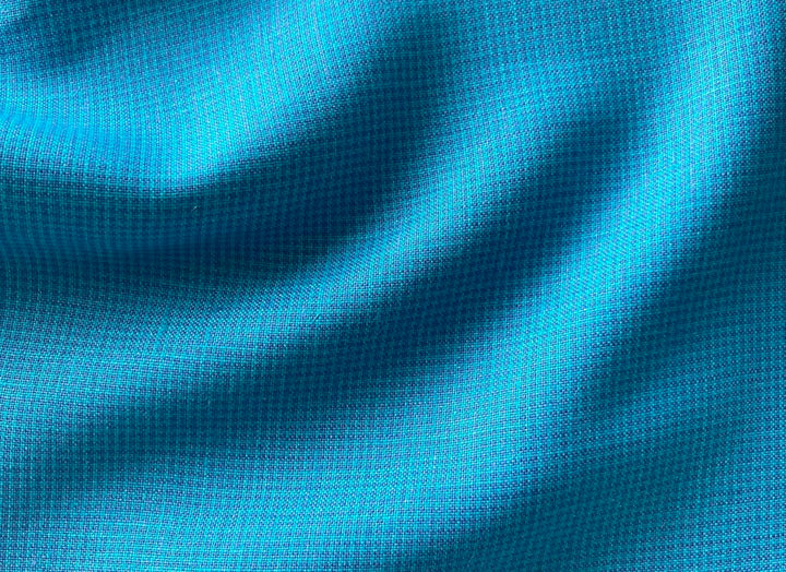 Light-Weight Turquoise & Azure Micro-Check Linen (Made in Poland)