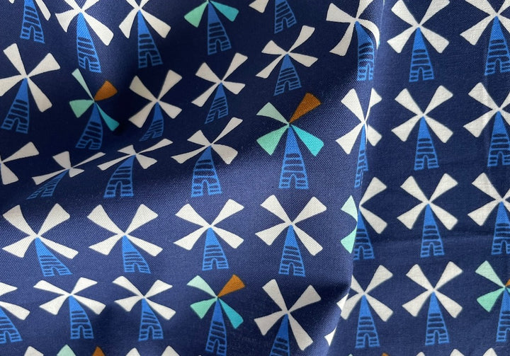 Old-Fashioned Windmills with Sea Foam, White & Curry Blades Quilting Cotton (Made in Japan)