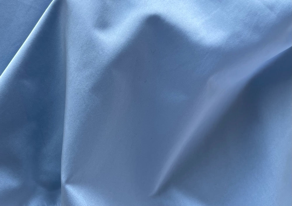 Mid-weight Soft Glacier Blue Polyester Taffeta (Made in Italy)