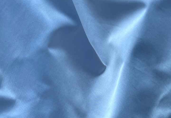 Mid-weight Soft Glacier Blue Polyester Taffeta (Made in Italy)