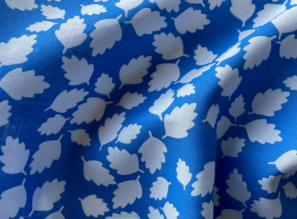 Mid-Weight White Leaf Silhouettes on Azure Linen (Made in Italy)