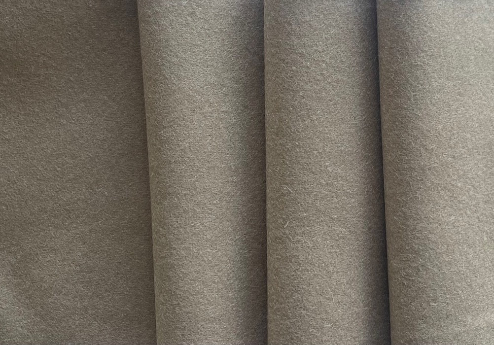 High-End Cool Boarded Beige Virgin Wool Melton Coating (Made in Italy)
