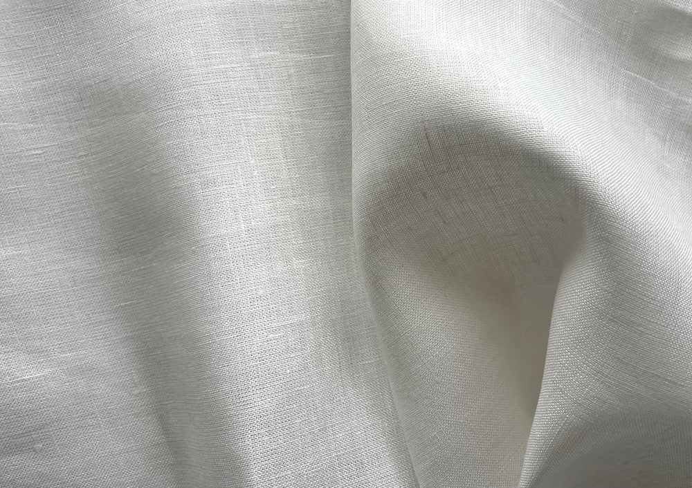 Light to Mid-Weight Powdered Ivory Classic Linen (Made in Poland)
