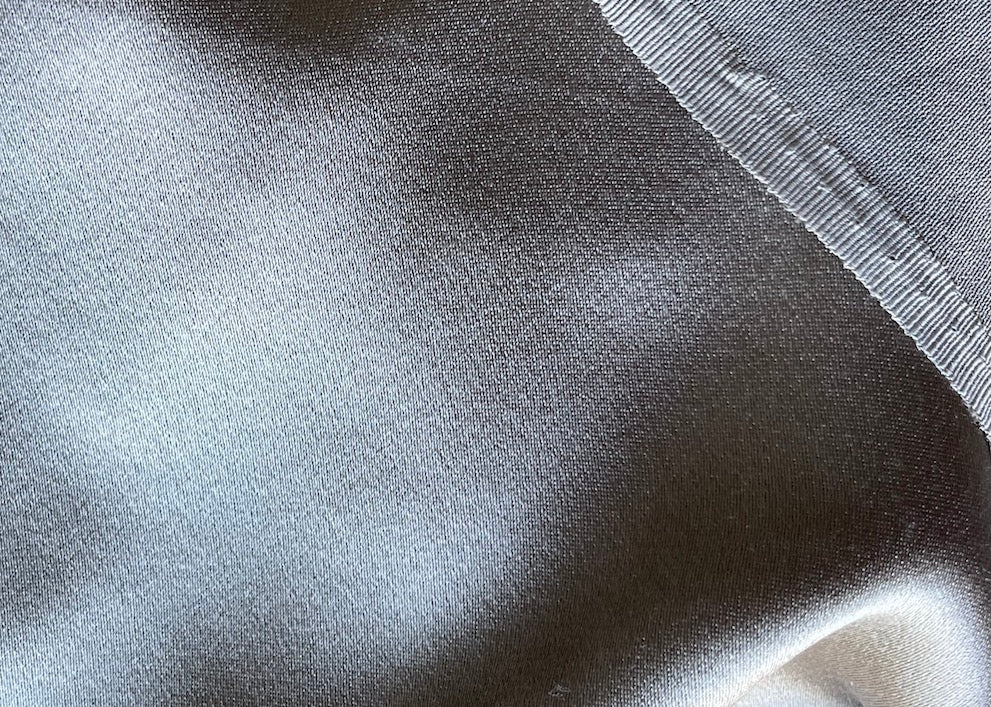 Silvery Mushroom Taupe 4-Ply 40 mm Crepe-Back Silk Satin (Made in Korea)