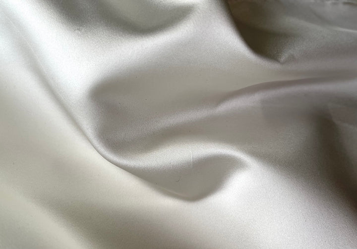 Lustrous Palest Ivory Silk Blend Duchess Satin (Made in Japan)