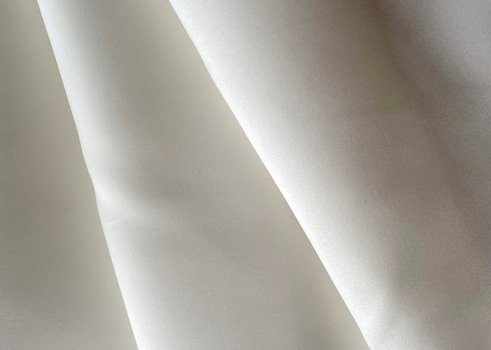 Lustrous Palest Ivory Silk Blend Duchess Satin (Made in Japan)