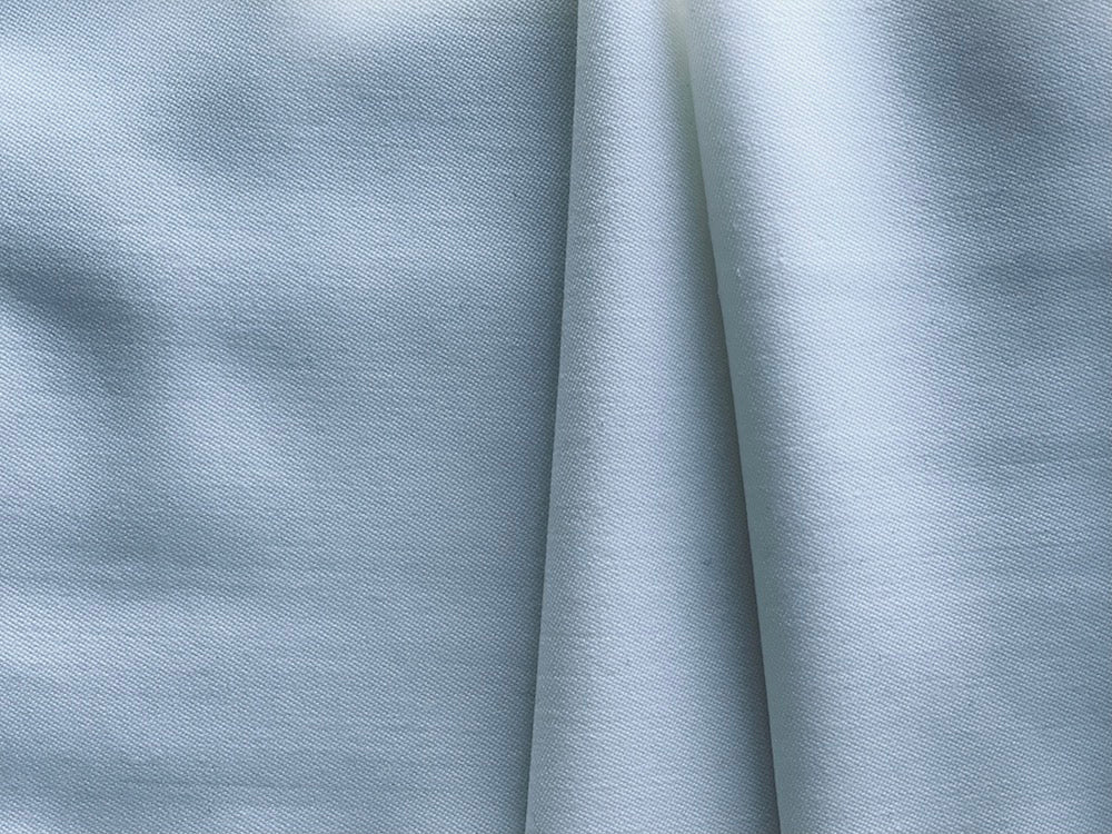 Brilliant Dyed White Stretch Wool Twill (Made in Italy)