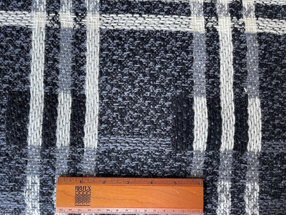 Large-Scale Ivory, Whiskey Grey & Black Plaid Wool Bouclé (Made in Italy)